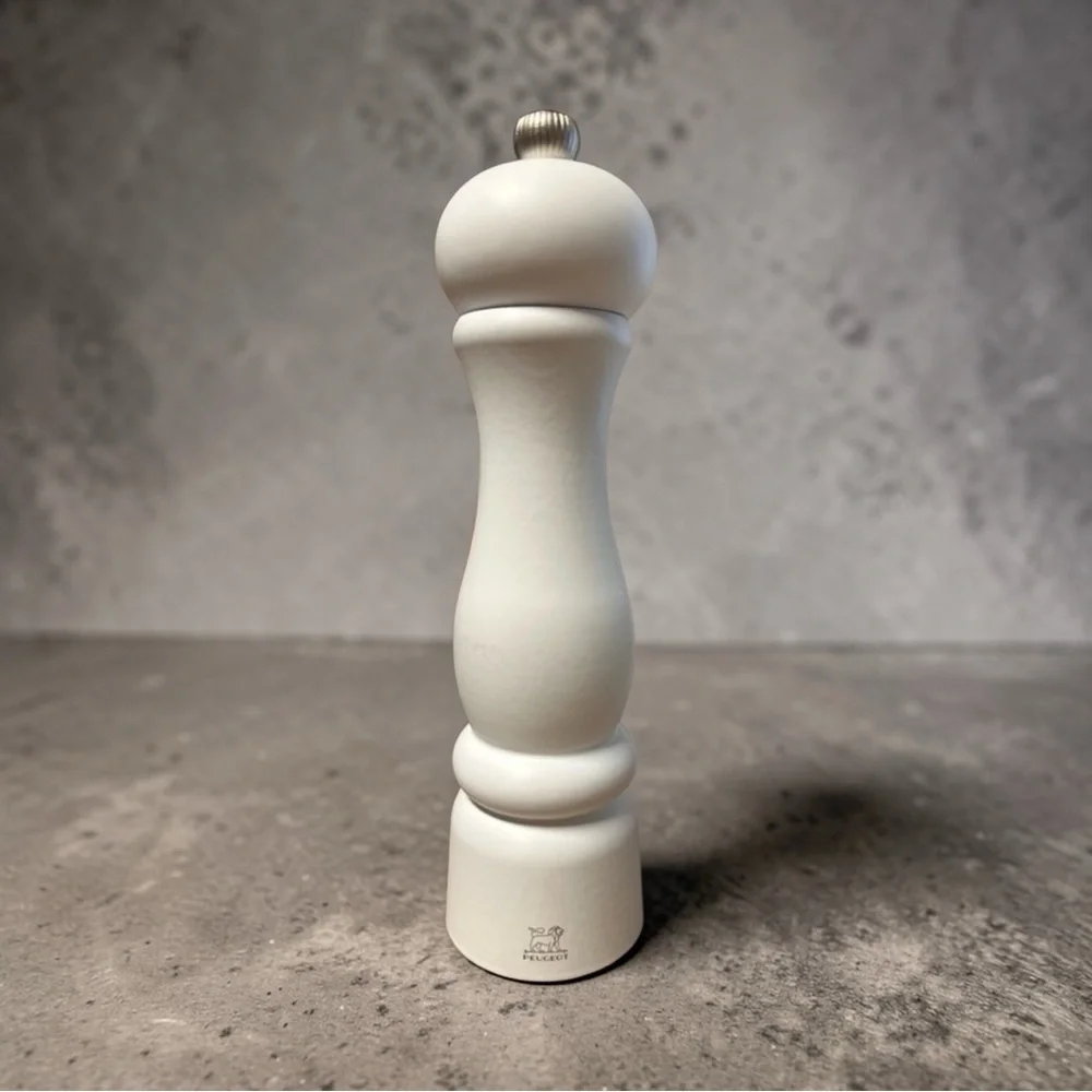 Peugeot Clermont Pepper Mill Wood -24cm